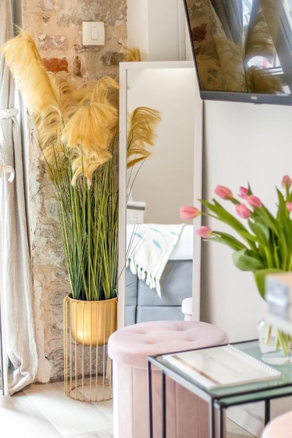 True Colors Apartments Сплит Экстерьер фото